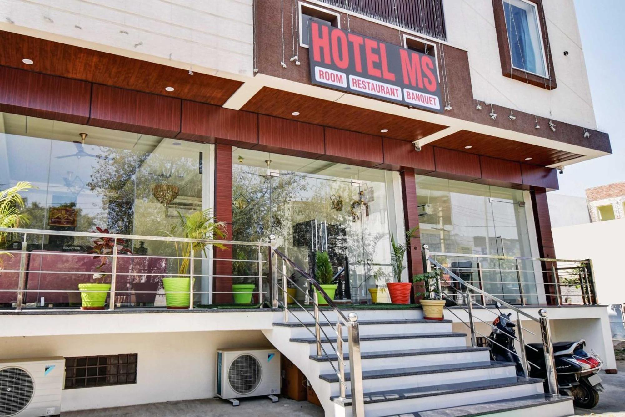 Hotel M.S ジャイプール エクステリア 写真